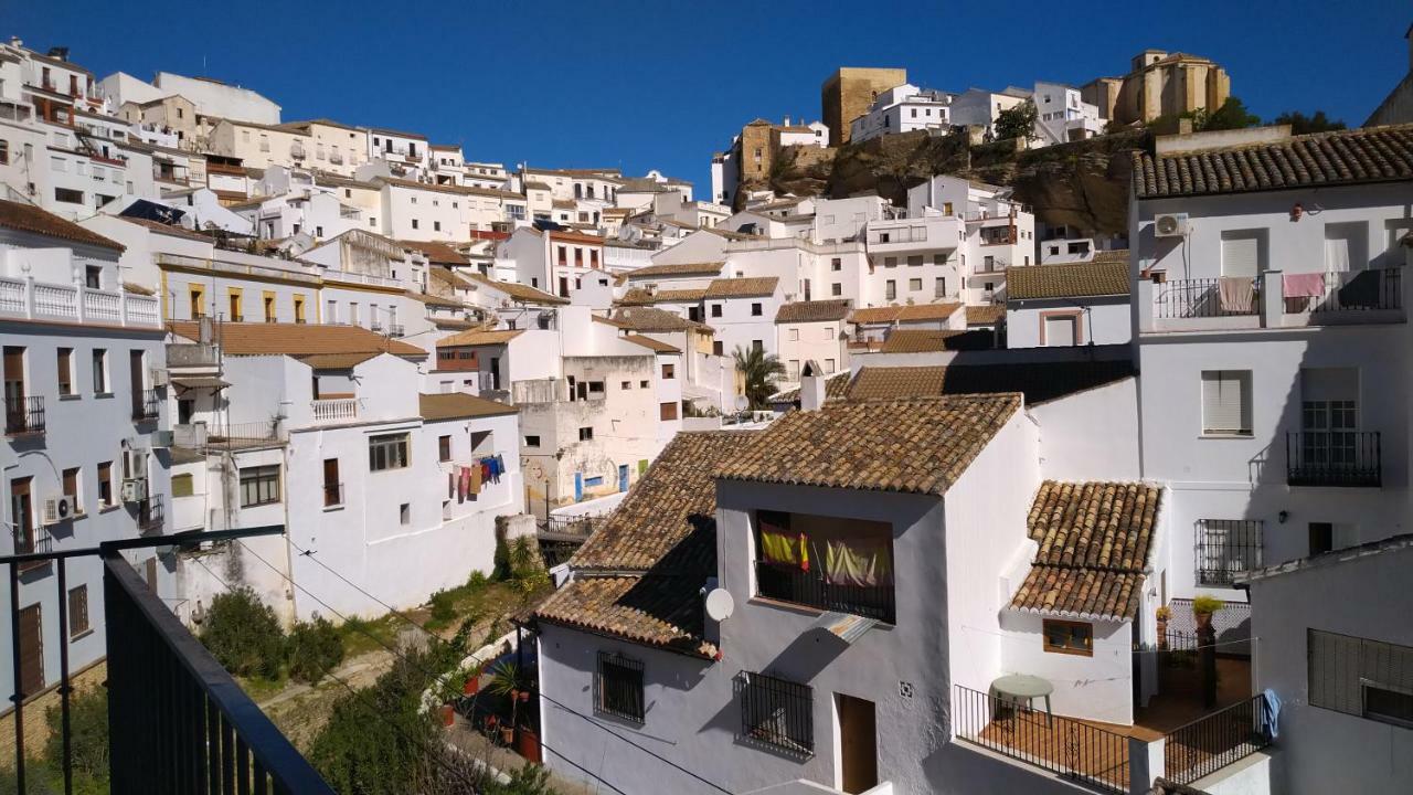 Апартаменти Apartamento Con Vistas Al Rio Setenil De Las Bodegas Екстер'єр фото