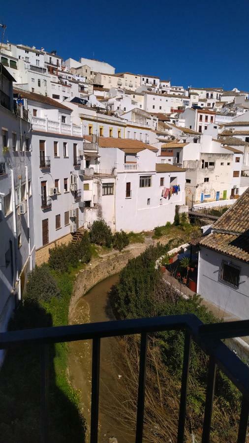 Апартаменти Apartamento Con Vistas Al Rio Setenil De Las Bodegas Екстер'єр фото